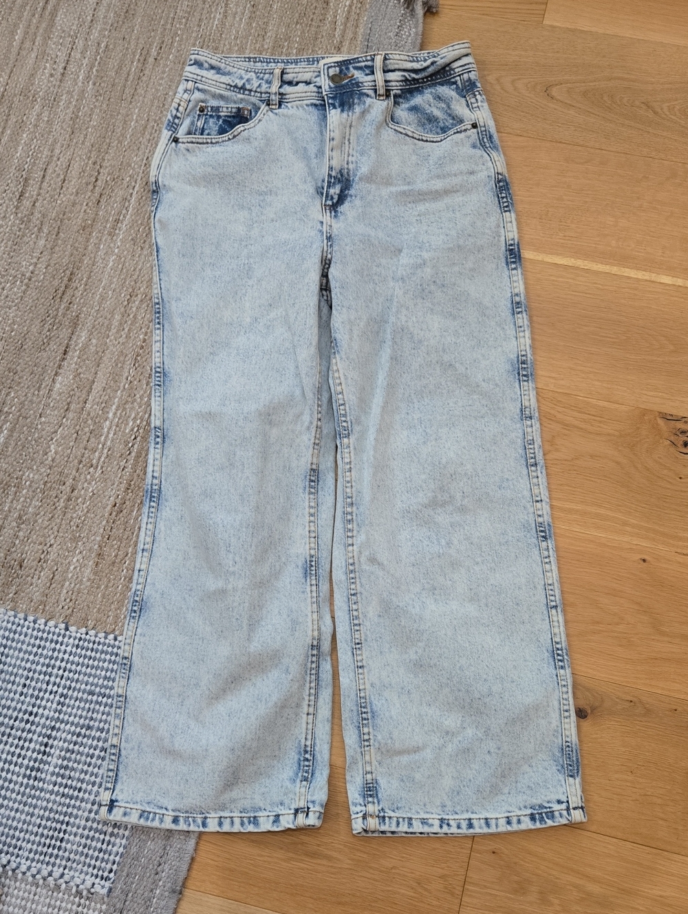 Sezane Light Wash Wide Leg Cropped Jeans